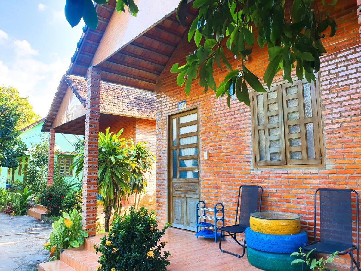Thuy Tien Ecolodge Cat Tien Exteriör bild