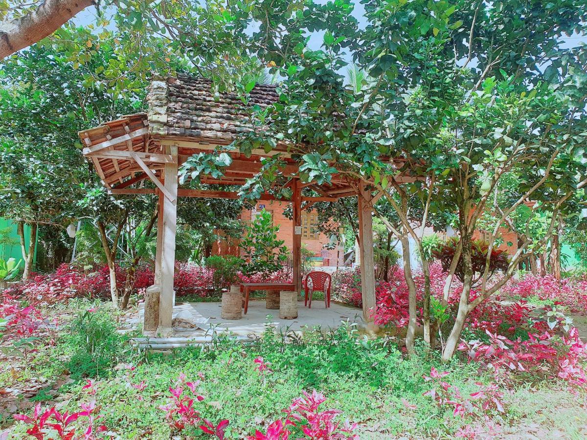 Thuy Tien Ecolodge Cat Tien Exteriör bild